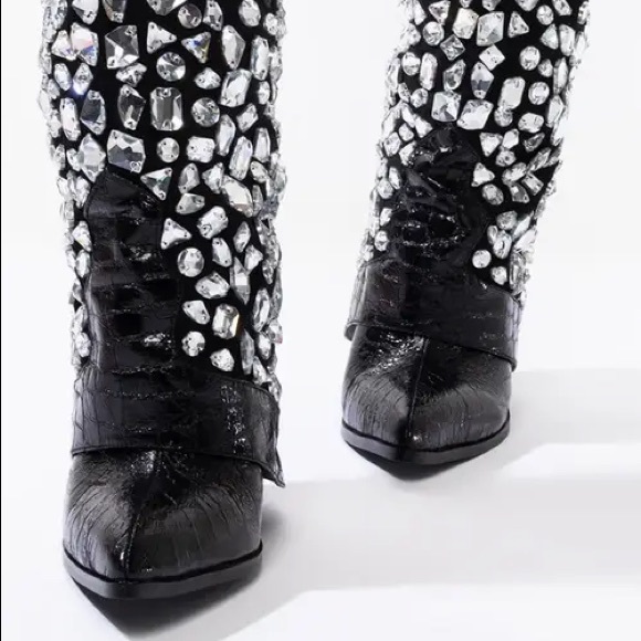 Azalea Wang Studded Rhinestone Boots….Sz: 7.5 - Picture 3 of 4
